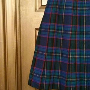 GORGEOUS PITLOCHRY WOOL PLAID PLEATED SKIRT EUC